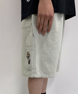 オフホワイト　モデル:175cm L着用