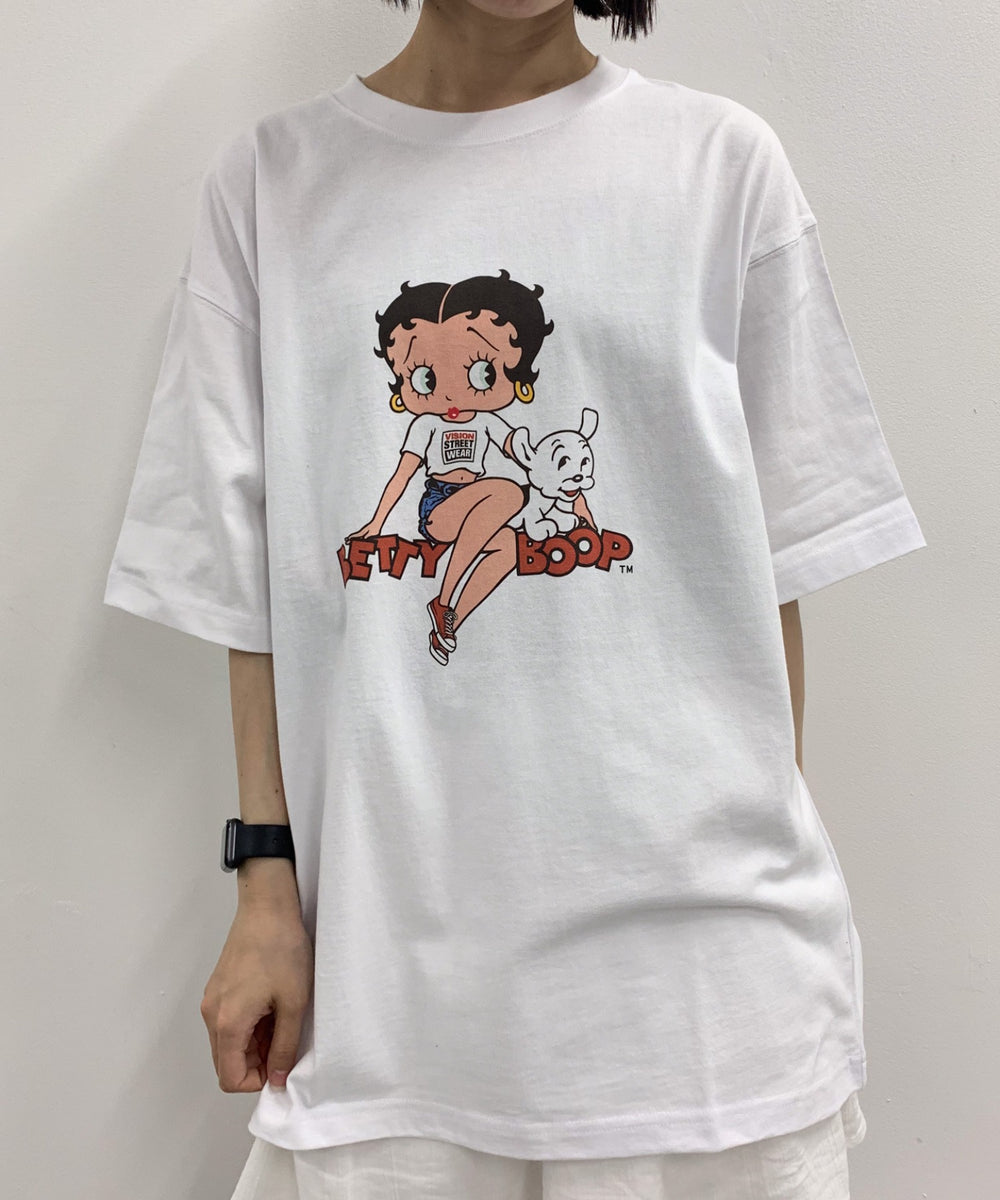 VISION BETTY T