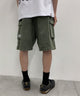 カーキ モデル：175cm L着用