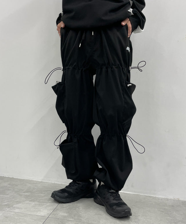 ブラック モデル：175cm L着用
