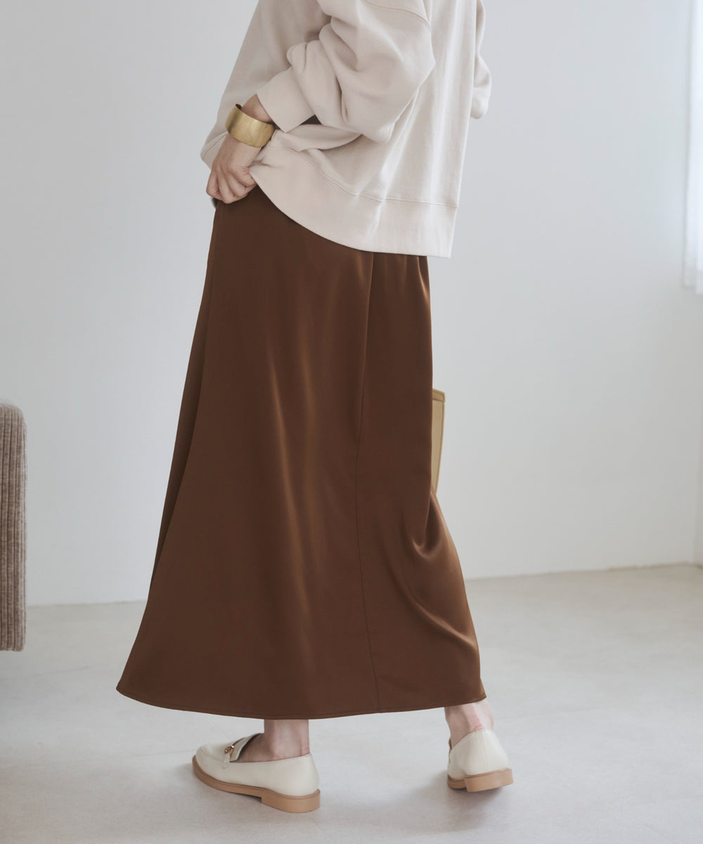 サテンマーメイドスカート
