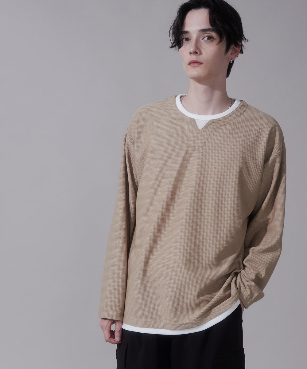 ベージュ　モデル180cm　L着用