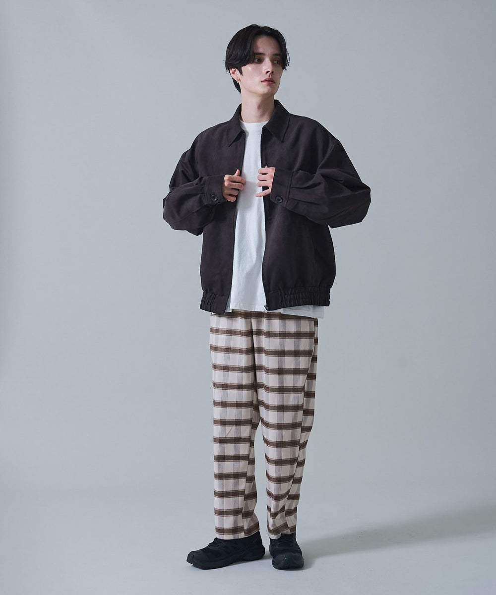 ベージュチェック　モデル：180㎝　L着用