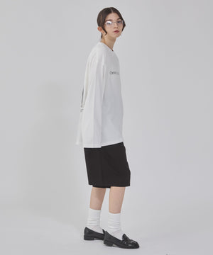 オフホワイト モデル：162cm M着用