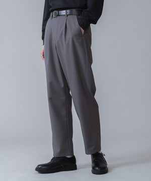 Dグレー モデル：180cm L着用