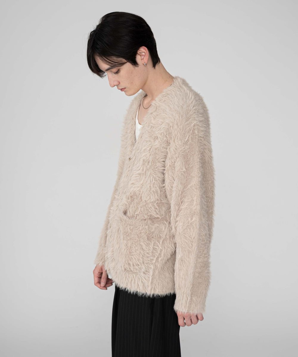 ホワイト モデル：180cm L着用