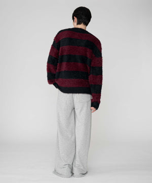 レッドボーダー モデル：180cm L着用