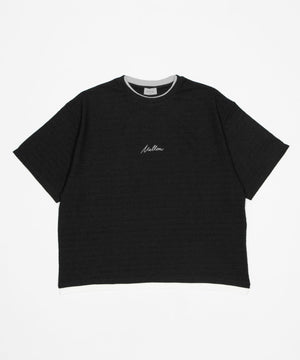 ブラック