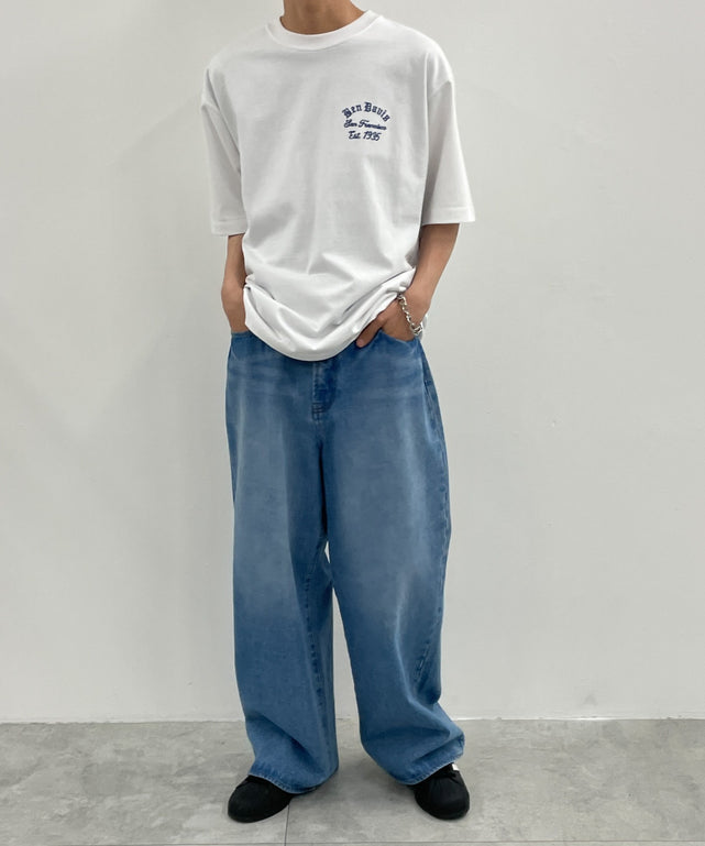 ホワイト モデル：175cm L着用