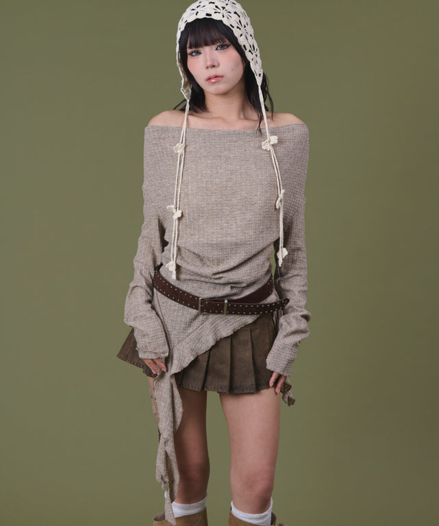 イレヘムデザイントップ/ベージュ モデル：160cm F着用