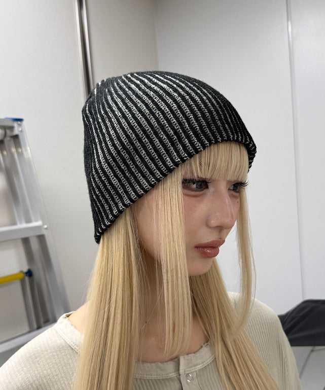 ブラック