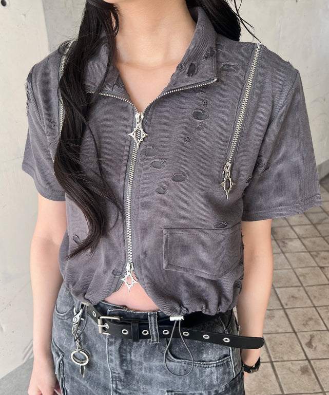 クロップドショルダーZIPトップ/スミクロ モデル：154㎝ FREE着用