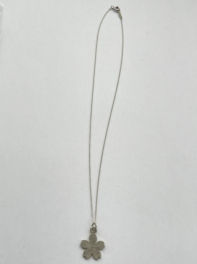 Tiffany & Co.　2005 GO WOMEN ブロッサム ネックレス