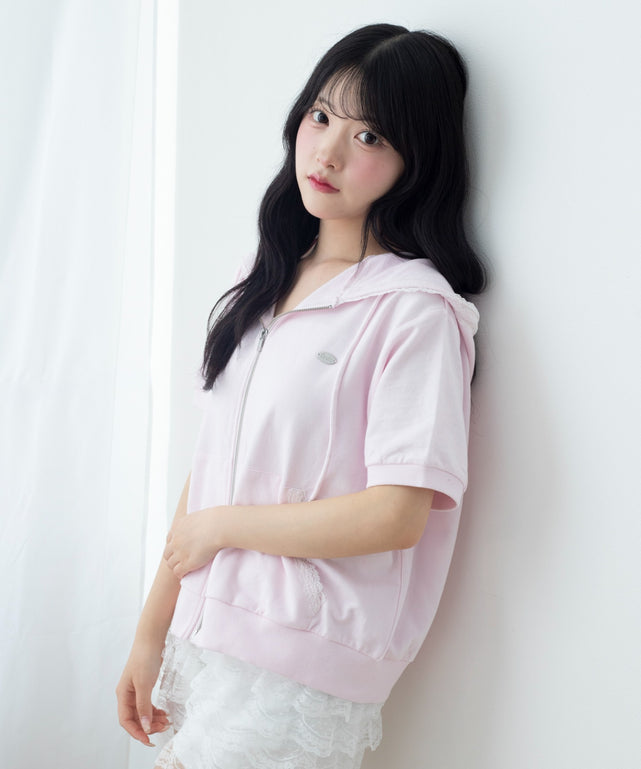 レースパイピング半袖パーカー/ピンク モデル：155cm F着用