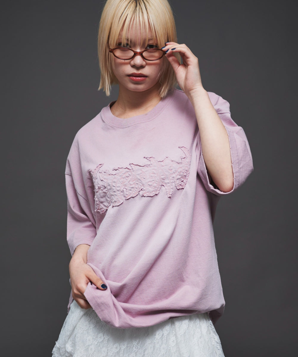 ピンク モデル:165cm M着用