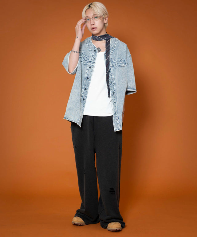 デニム淡加工　モデル:175cm L着用