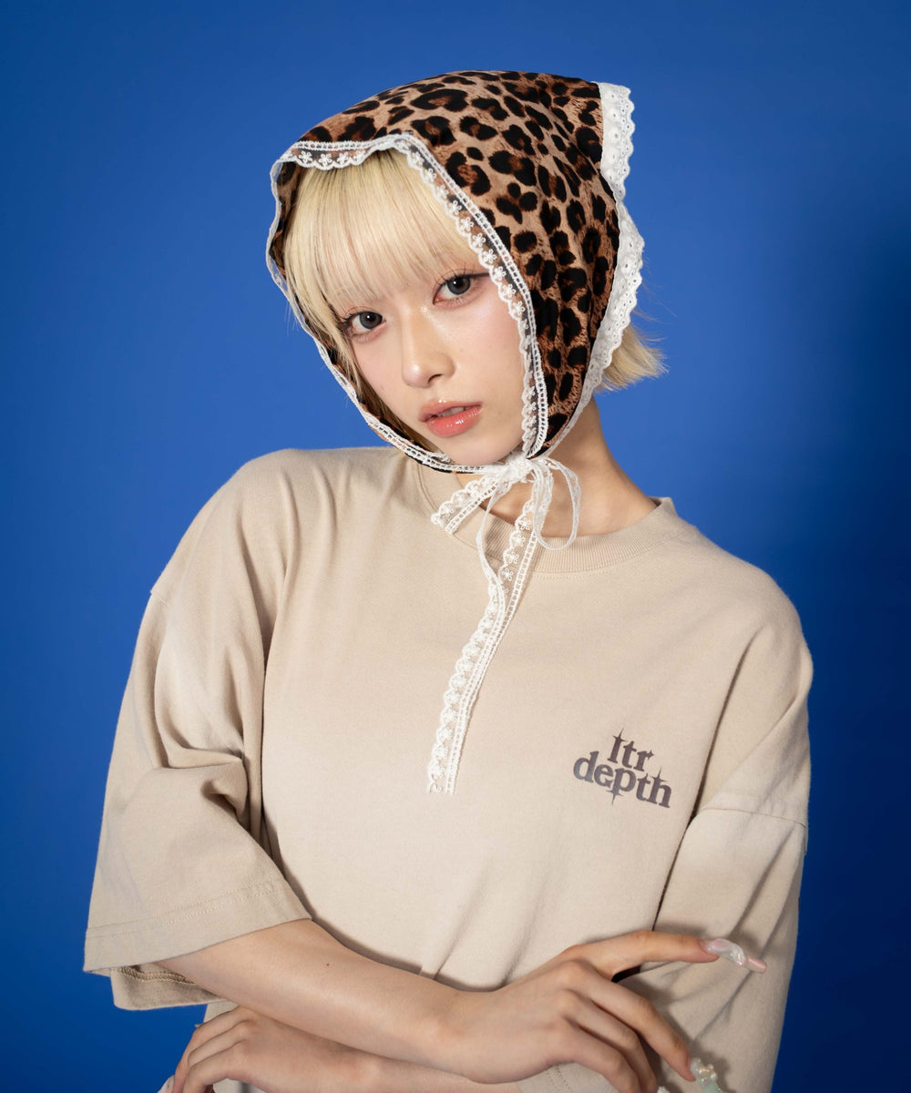 ベージュ　モデル:158cm M着用