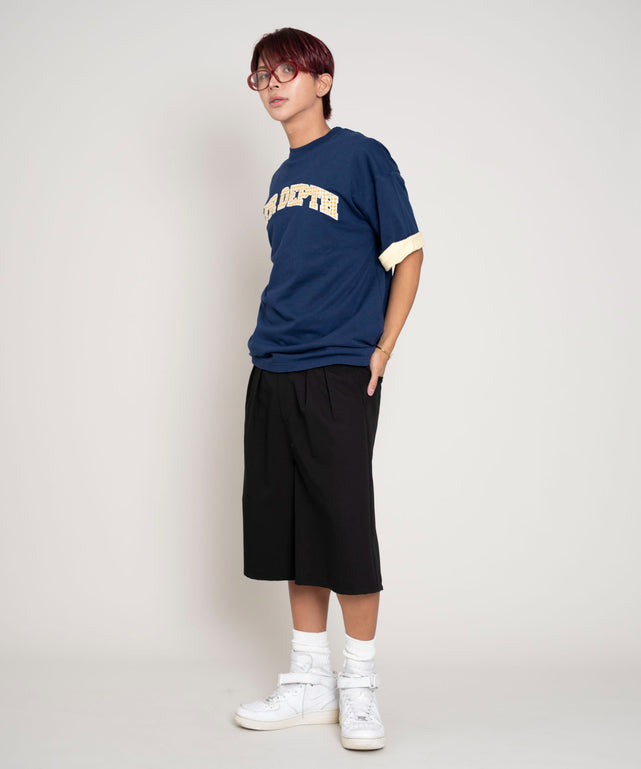 ネイビー モデル：175cm L着用