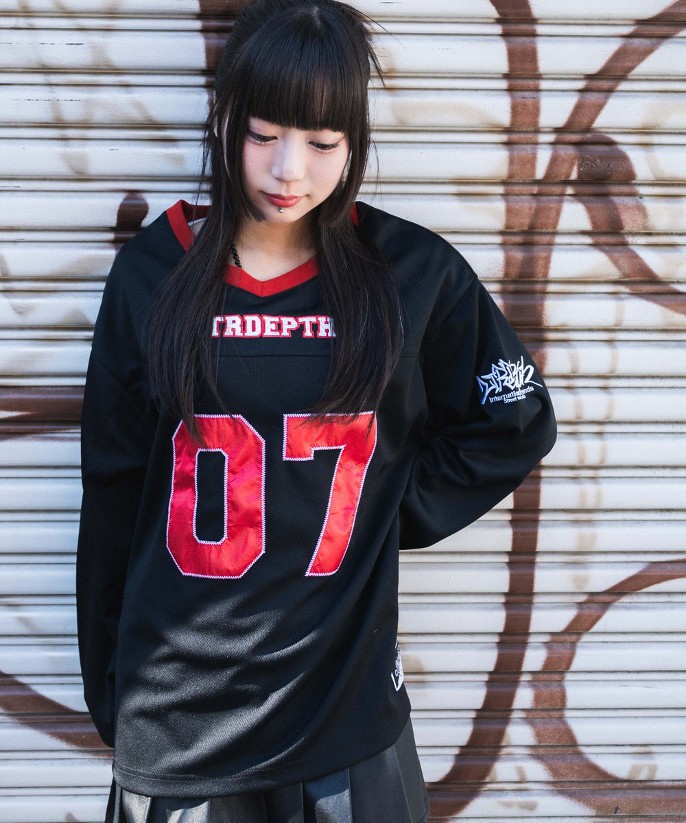 ブラック　モデル:160cm M着用