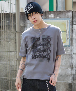 グレー モデル：175cm L着用