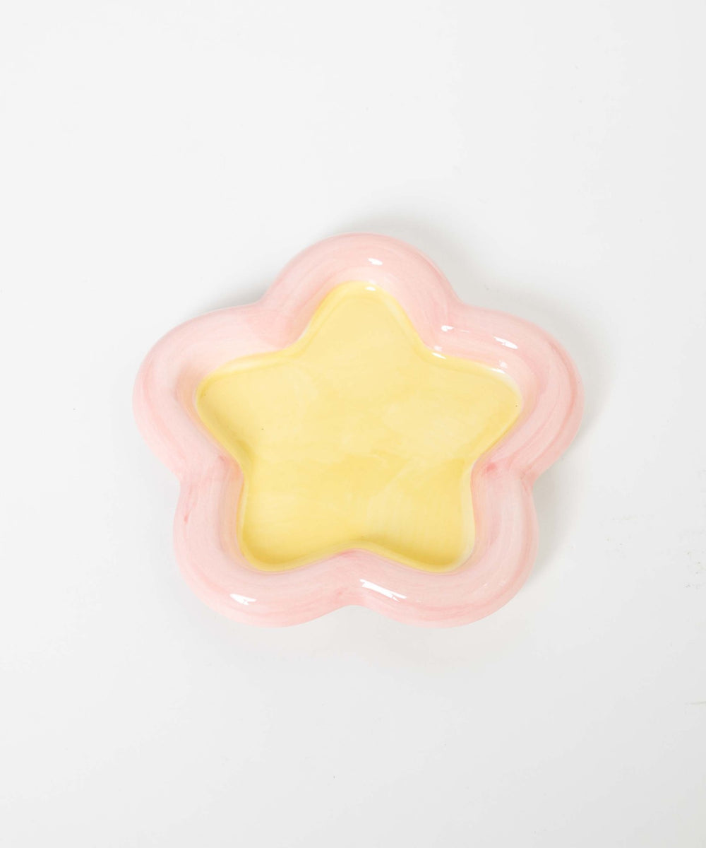 ピンク