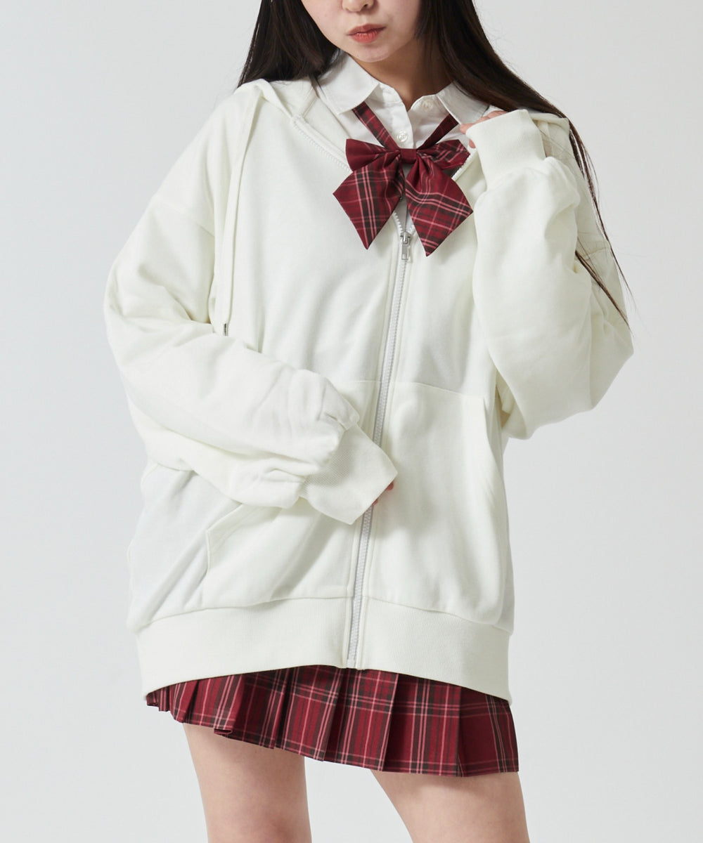 オフホワイト モデル:160cm F着用