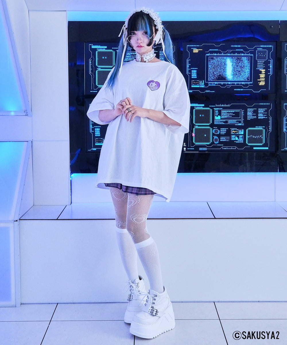 ホワイト