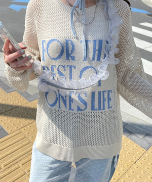 グレー