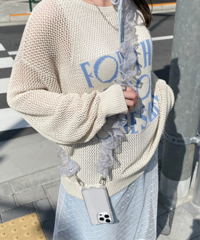 グレー