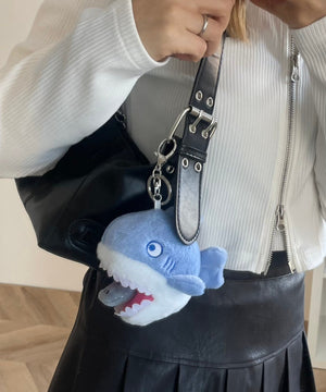 ブルー