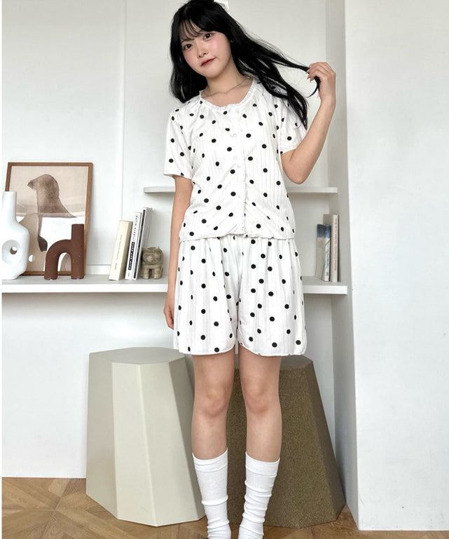 柄６：ドット　モデル：155cm F着用