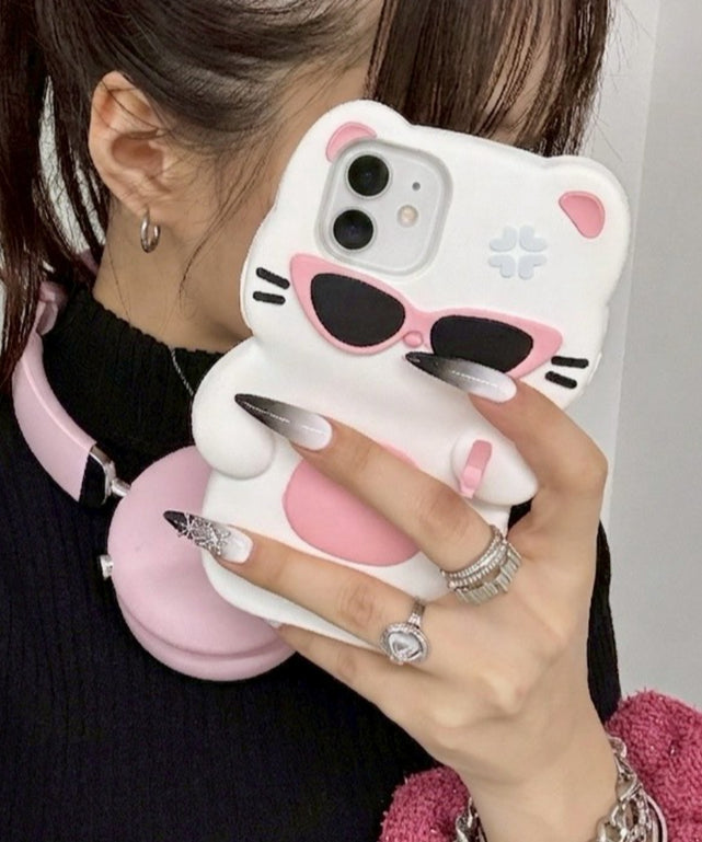 ハンターcatiphoneケース（ホワイト）/柄１：iphone12/12Pro