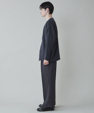 Dグレー モデル：180cm L着用