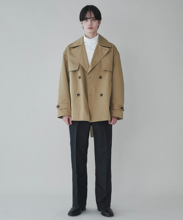 ベージュ モデル：180cm L着用
