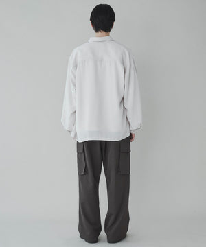 Lベージュ モデル：180cm L着用