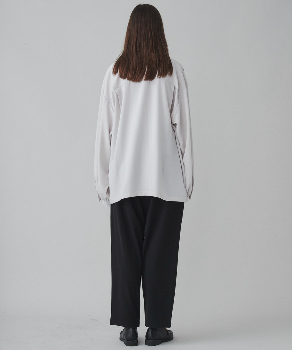 Lベージュ モデル：173cm L着用