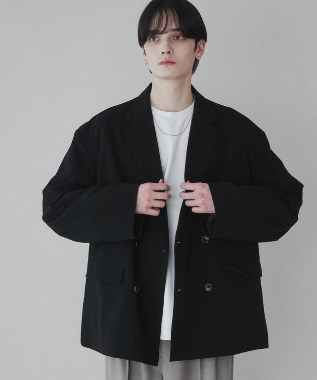 ブラック モデル：180cm L着用