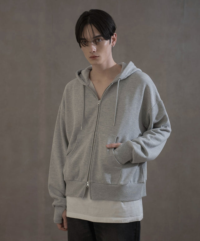杢グレー　モデル：180㎝　L着用