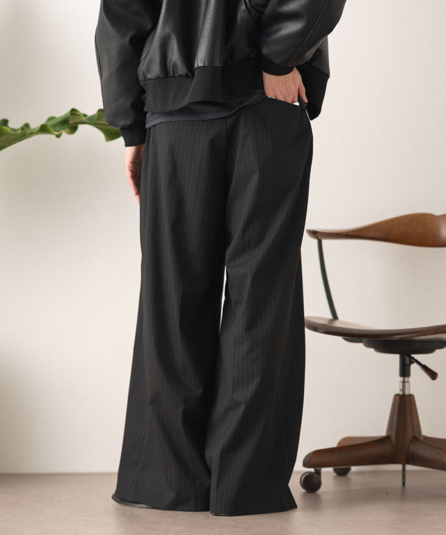 ブラックストライプ モデル：180cm L着用