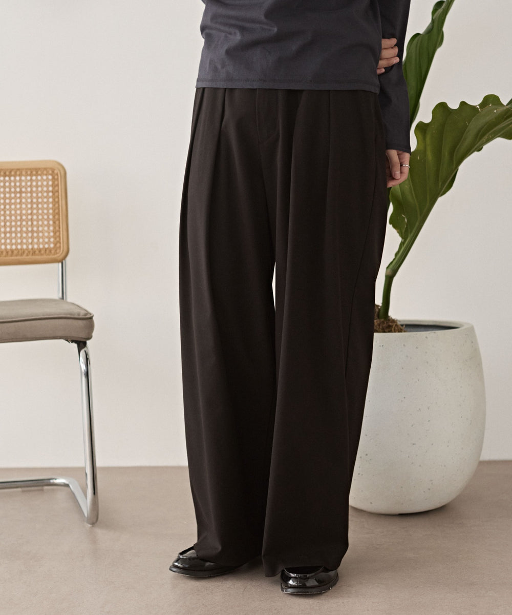 ブラック モデル：180cm L着用