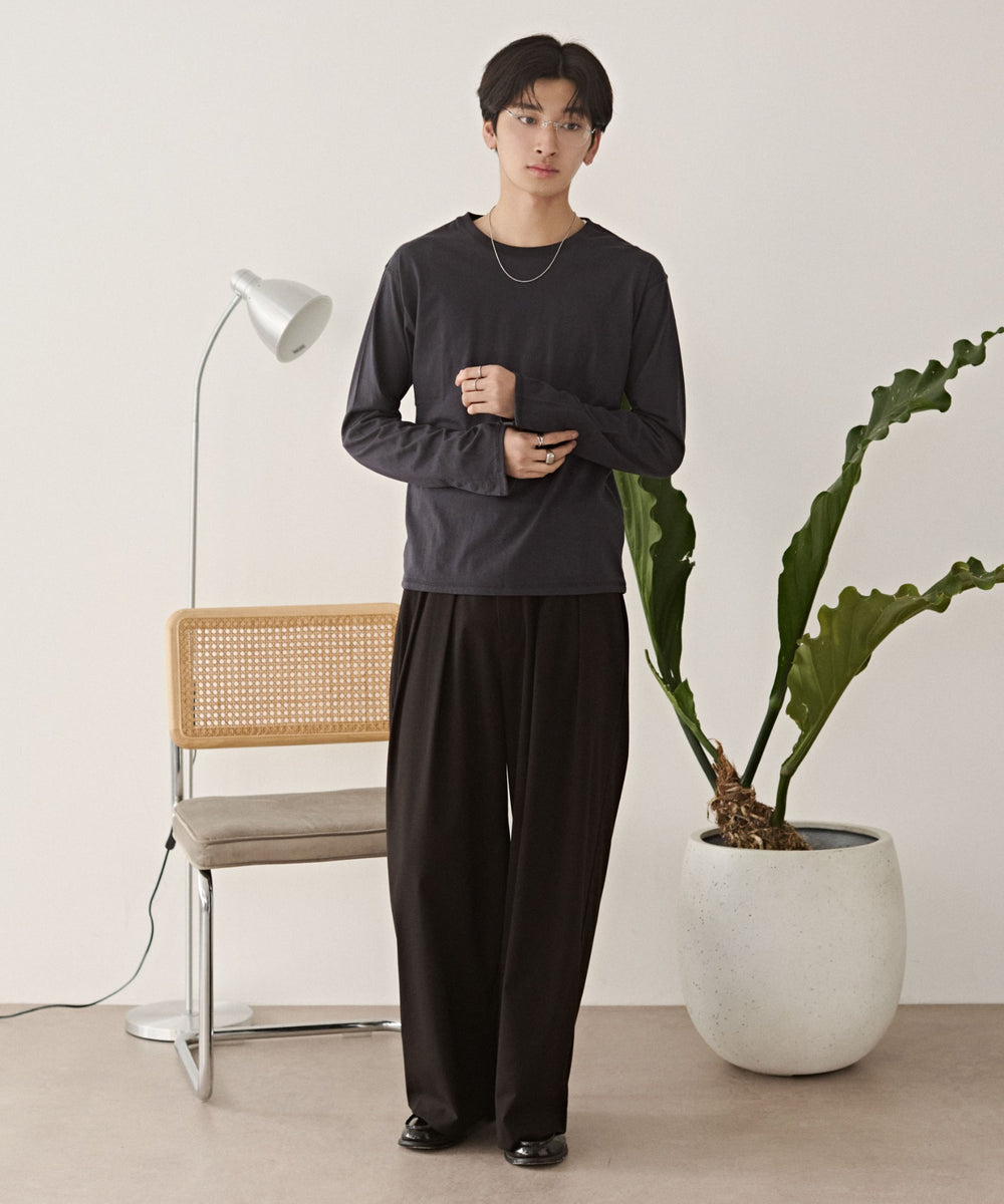 ブラック モデル：180cm L着用