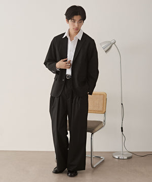 ブラックストライプ モデル：180cm L着用