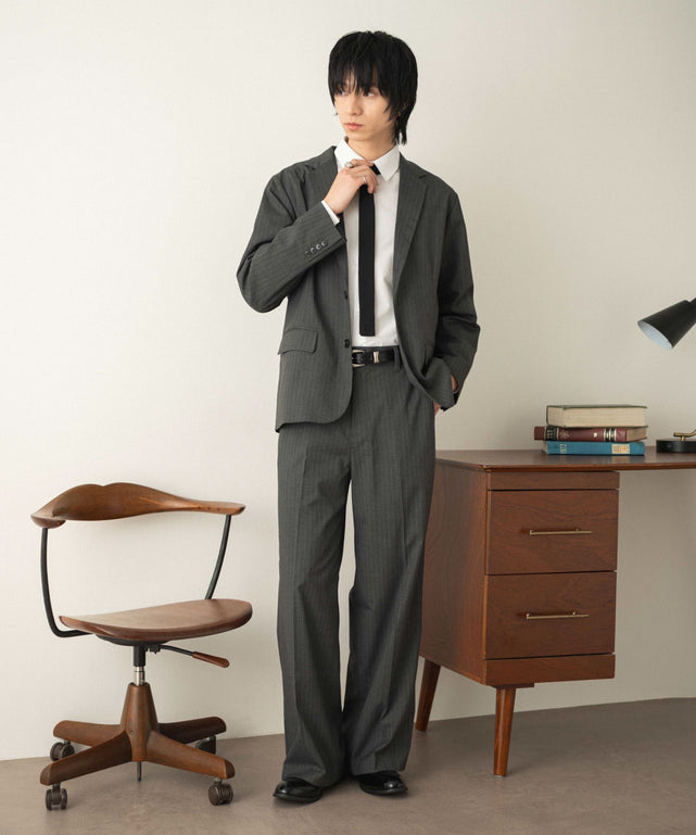 グレーストライプ モデル：180cm L着用