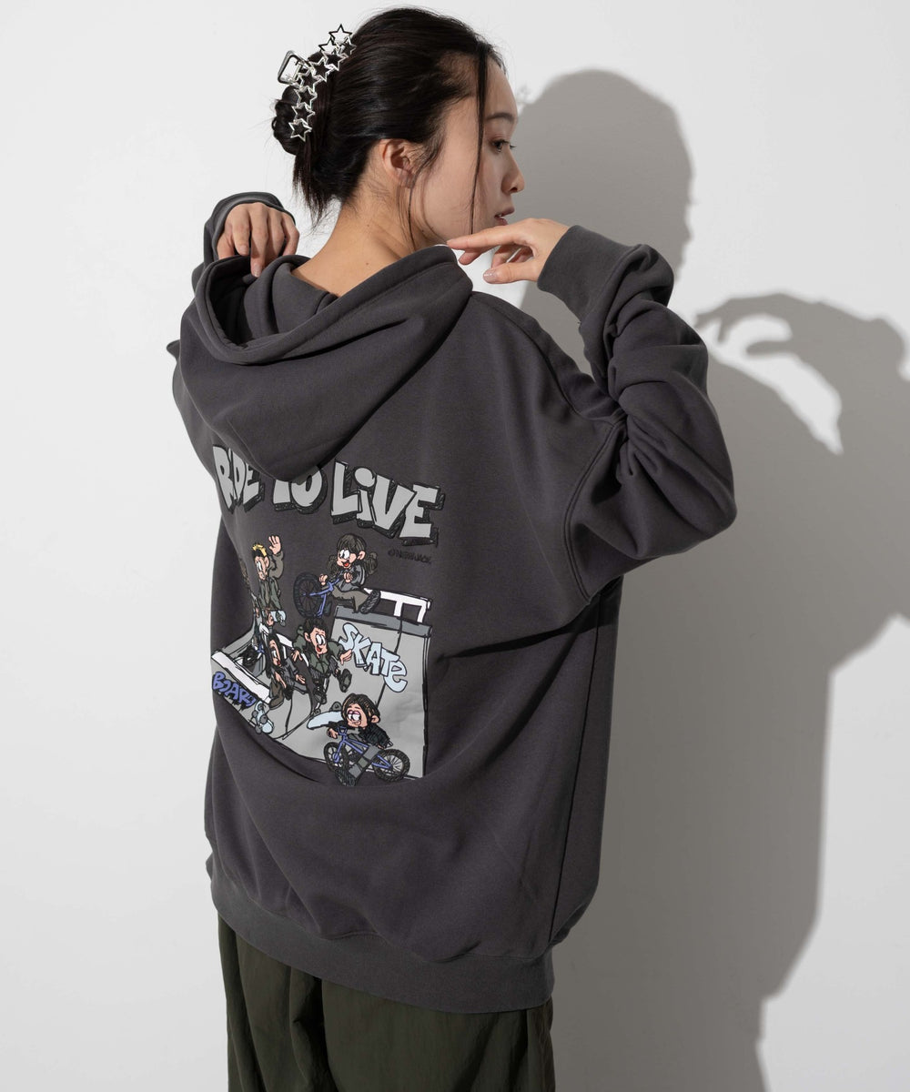 スミクロ モデル：161cm L着用