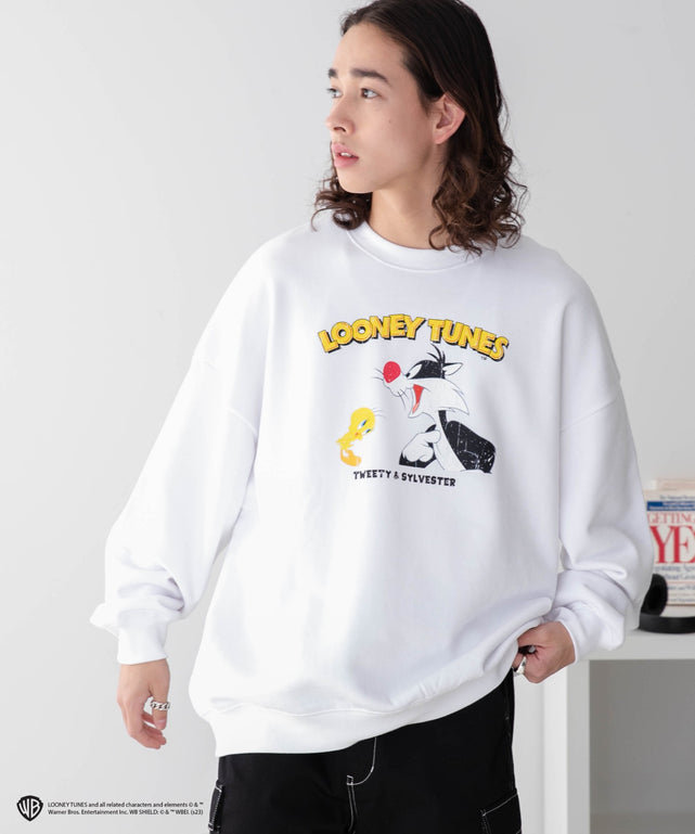 LOONEY TUNES|別注プルオーバー/柄１　モデル：174㎝　L着用
