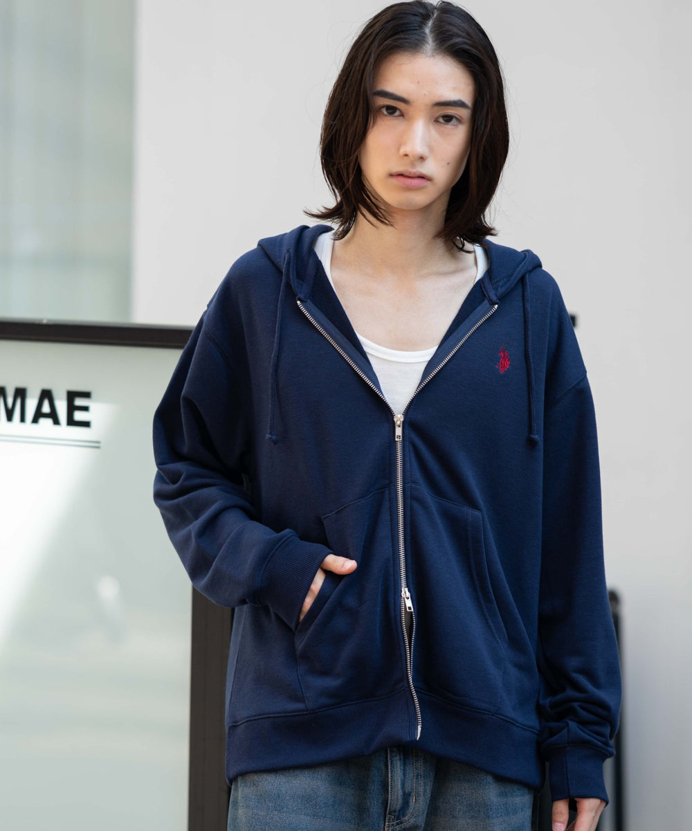 ネイビー モデル：175cm M着用