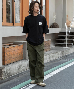 ブラック　モデル175cm L着用