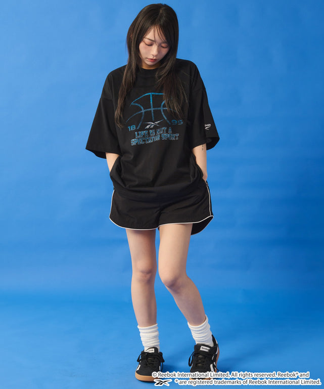 ブラック　モデル:159cm M着用