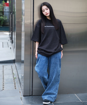 ブラック モデル：160cm M着用