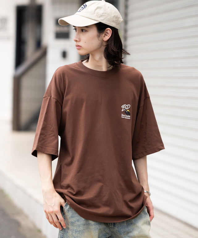 ブラウン モデル：175cm L着用